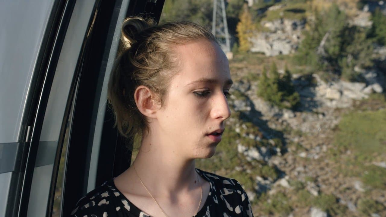 Alineの背景画像