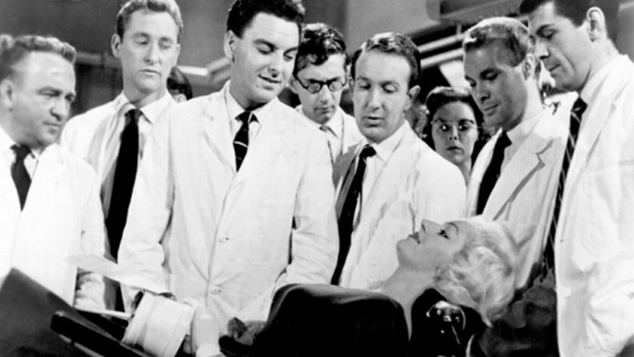 Dentist in the Chairの背景画像