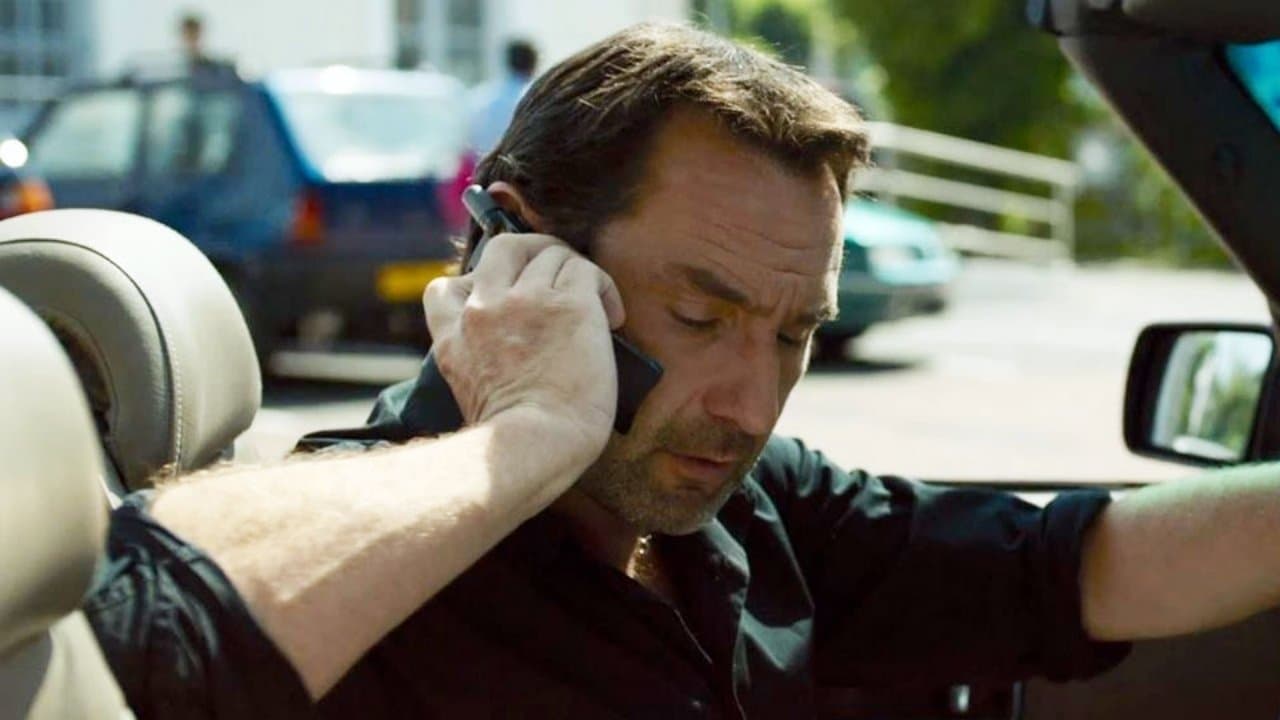 L'Enquêteの背景画像