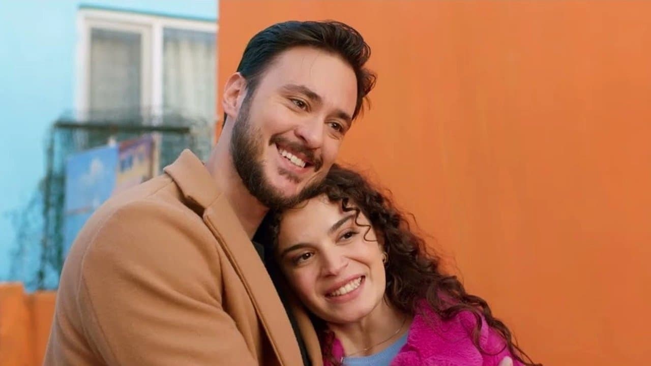 Hayatımız Romanの背景画像