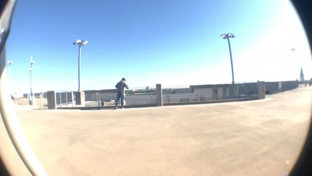 Head Against Concreteの背景画像