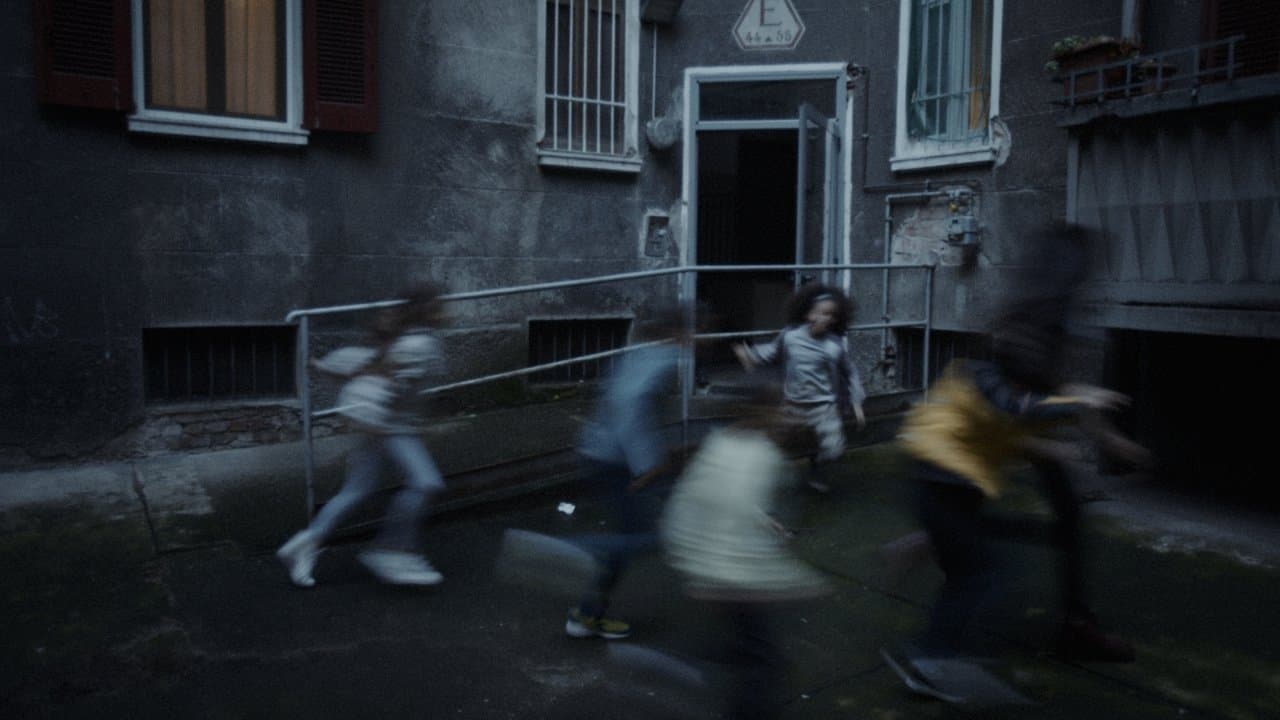 Still Hereの背景画像