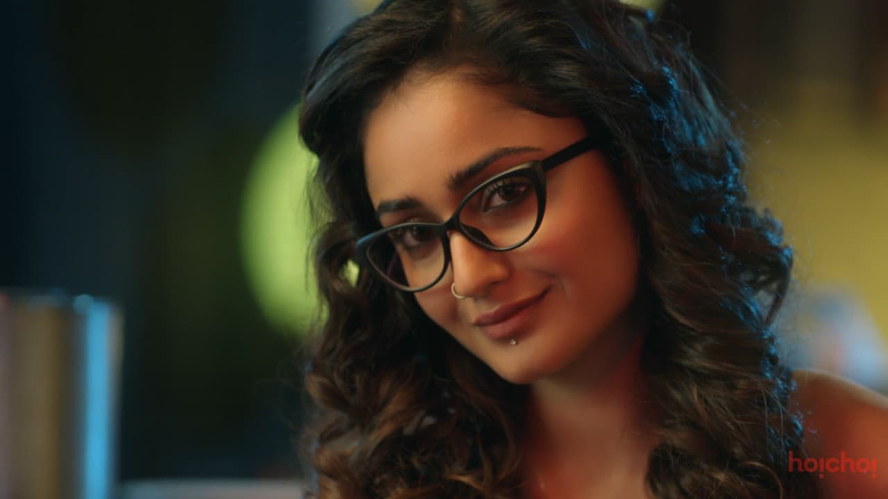 Shei Je Holud Pakhiの背景画像