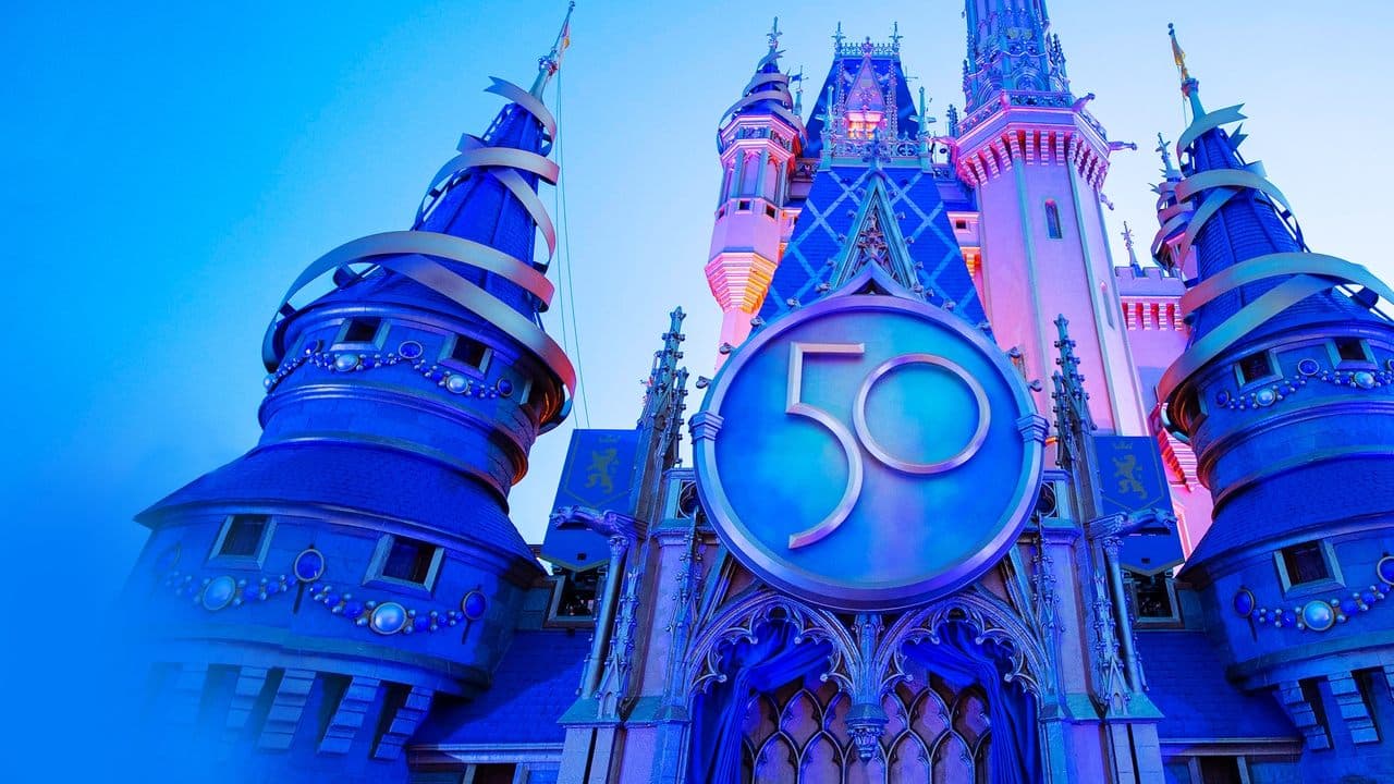 The Most Magical Story on Earth: 50 Years of Walt Disney Worldの背景画像