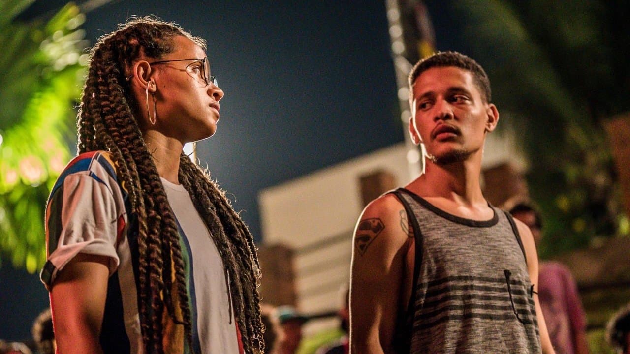 Noites Alienígenasの背景画像