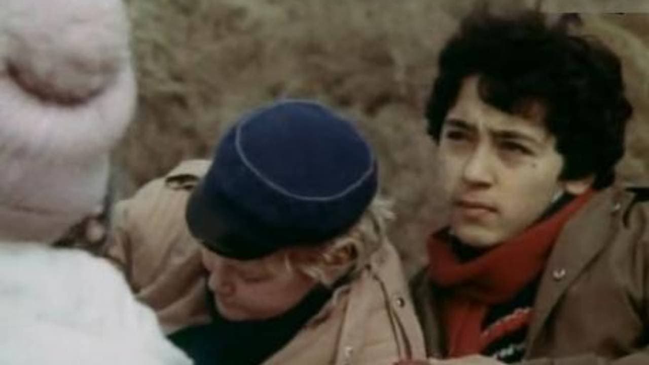 Куда вёл след динозавра?の背景画像