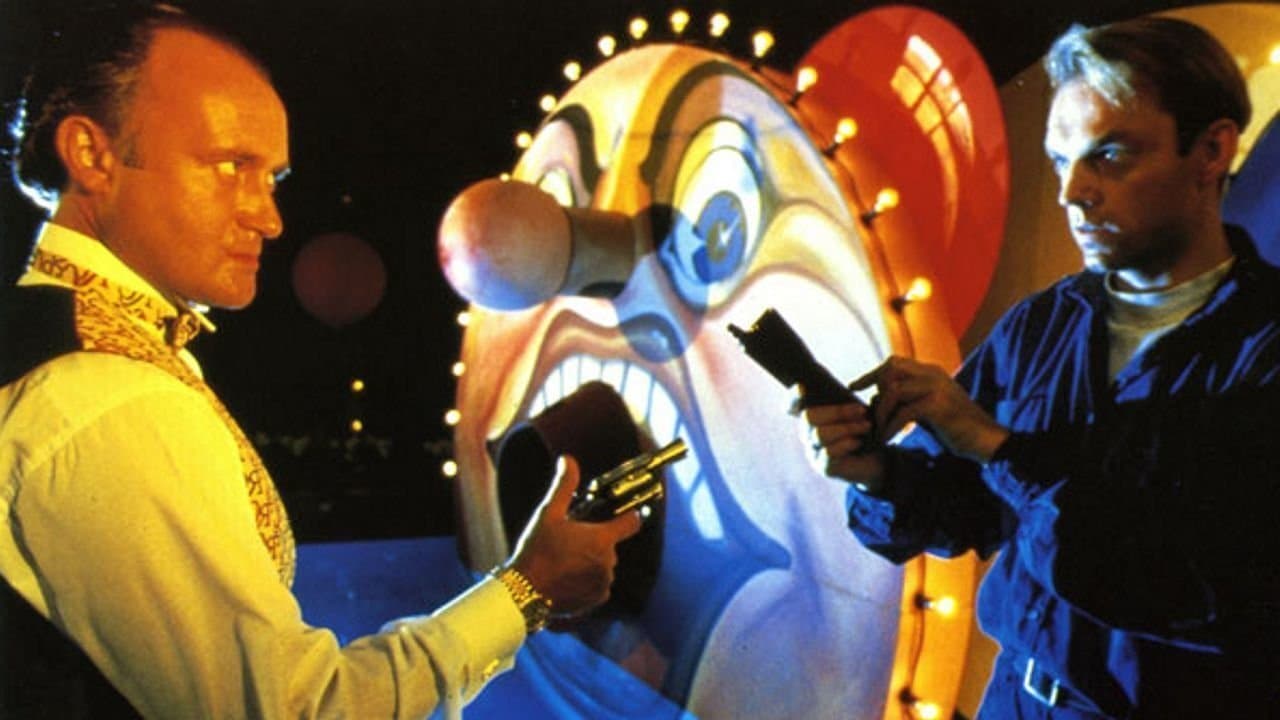 Fraudsの背景画像