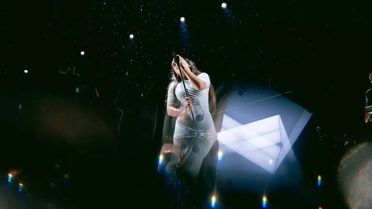 Amaia, live at Bilbao BBK Live 2025 - ARTE Concertの背景画像