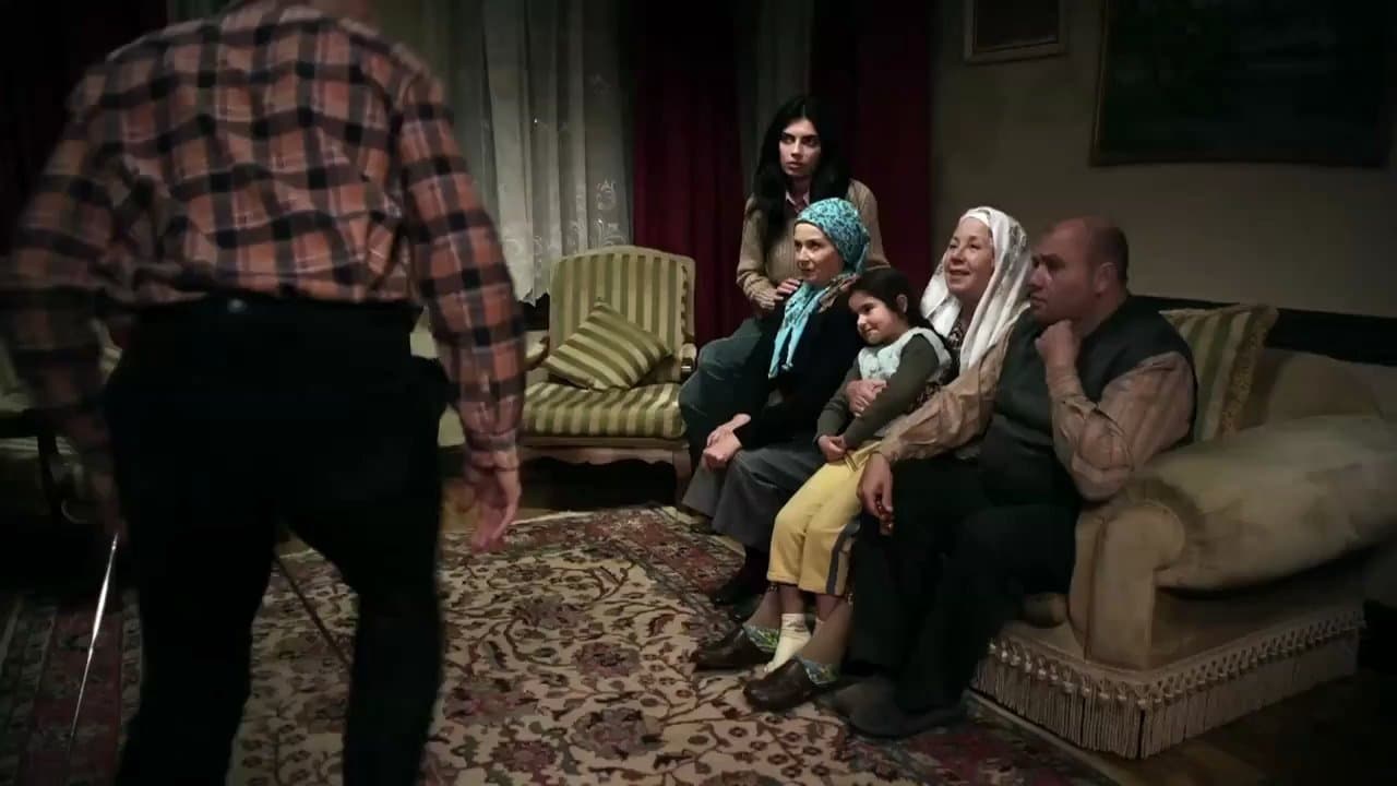 Saklı Hayatlarの背景画像