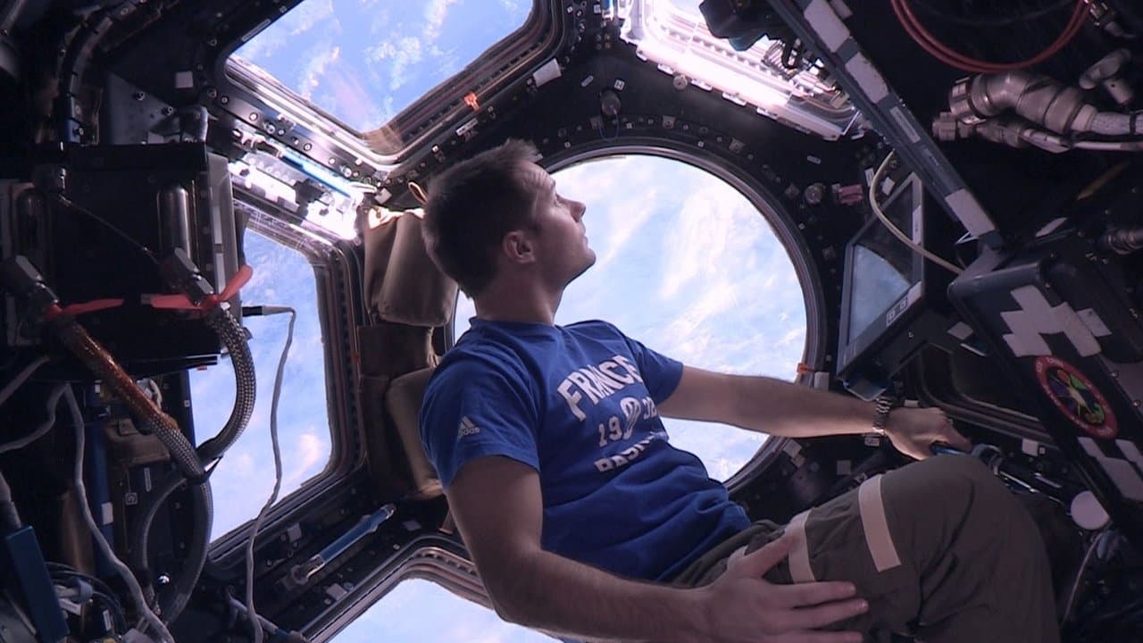 16 levers de soleilの背景画像