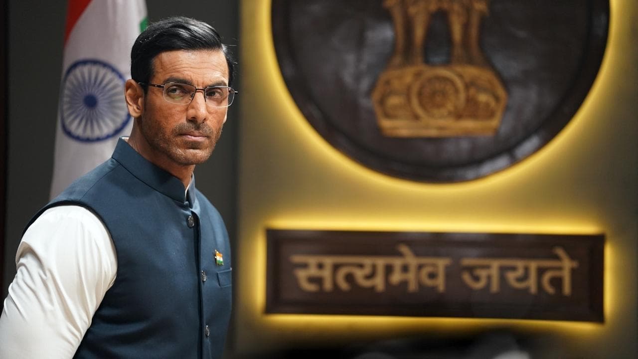 सत्यमेव जयते 2の背景画像