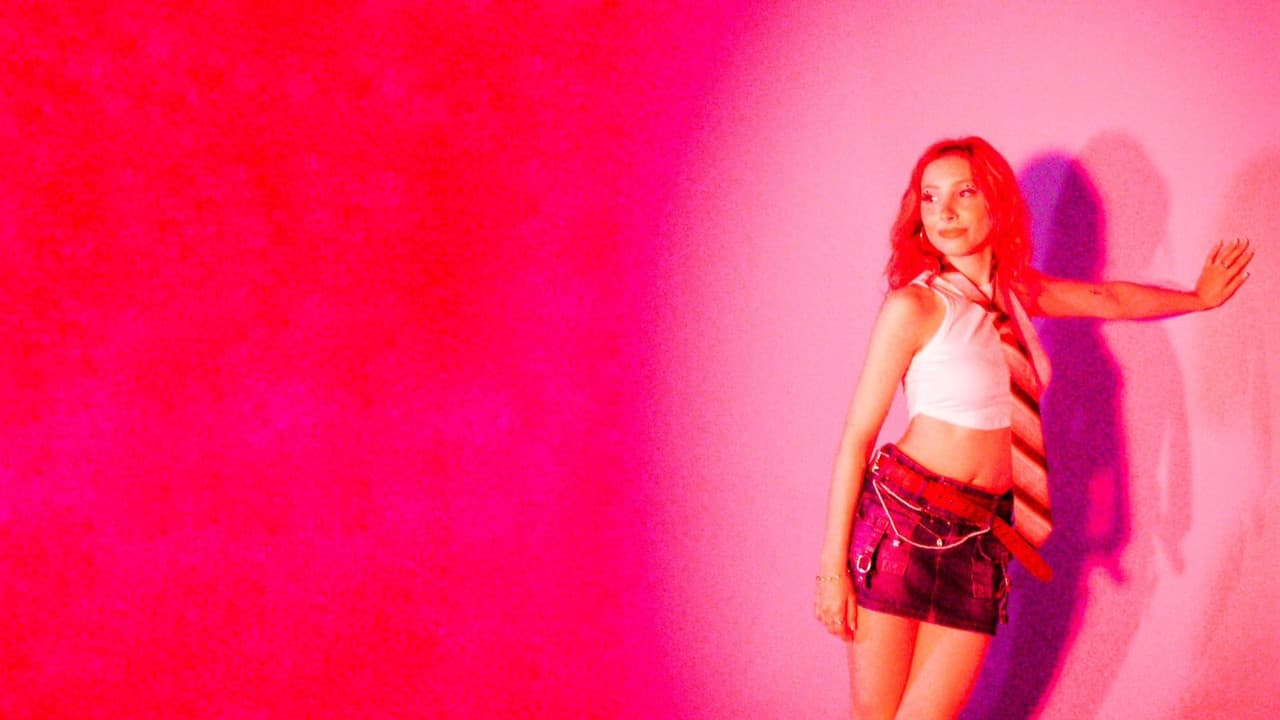 Lila Sparksの背景画像