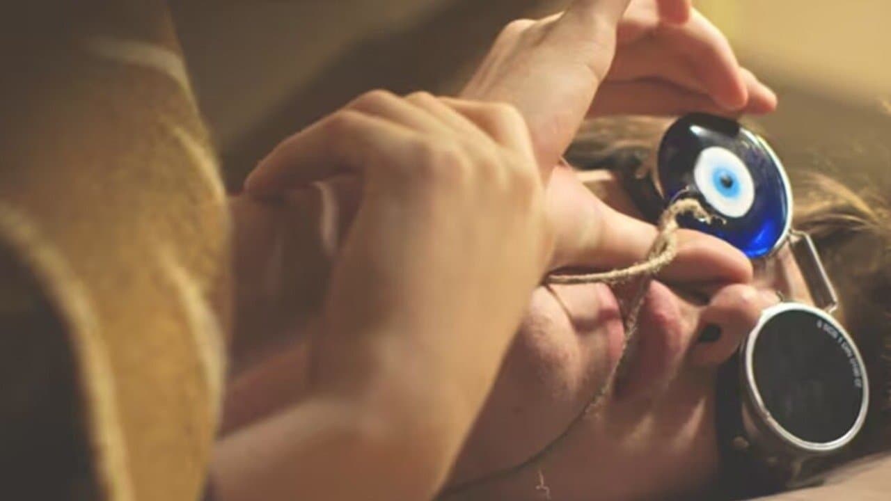 Το Αγόρι με τα Γαλάζια Μάτιαの背景画像