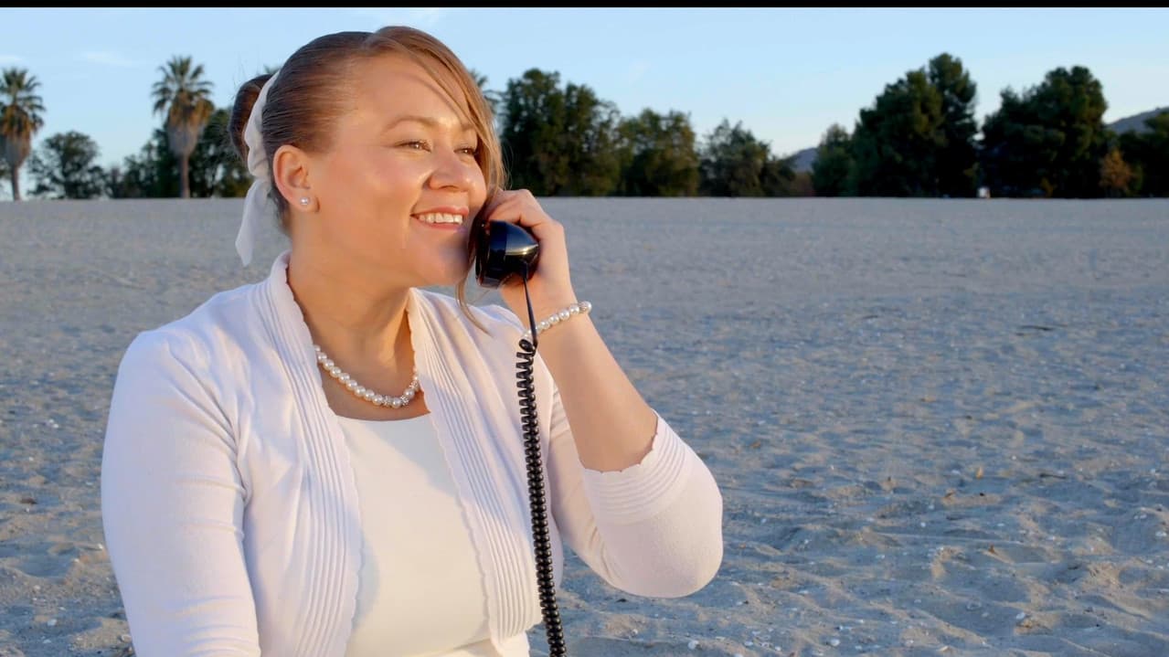 A Phone Call From Paradiseの背景画像