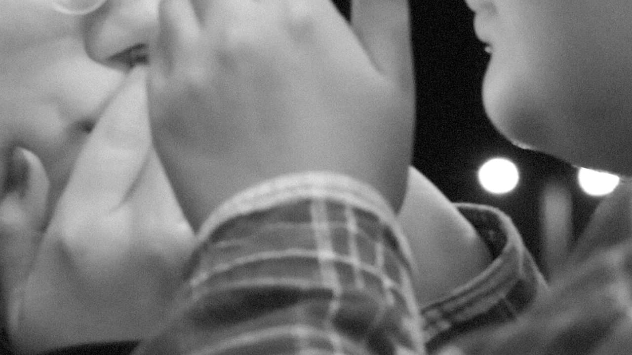 Almostの背景画像