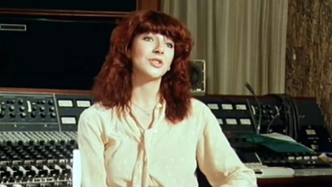 Kate Bush: On Tourの背景画像
