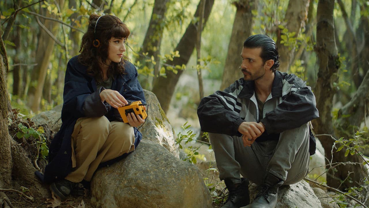 In This Darkness I See Youの背景画像