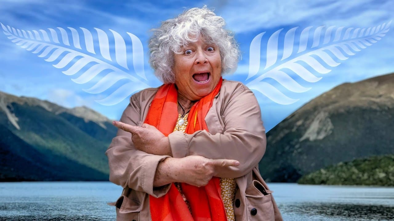 Miriam Margolyes in New Zealandの背景画像