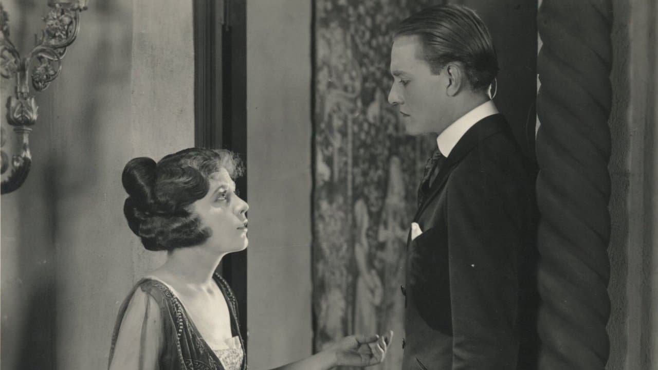 Midsummer Madnessの背景画像