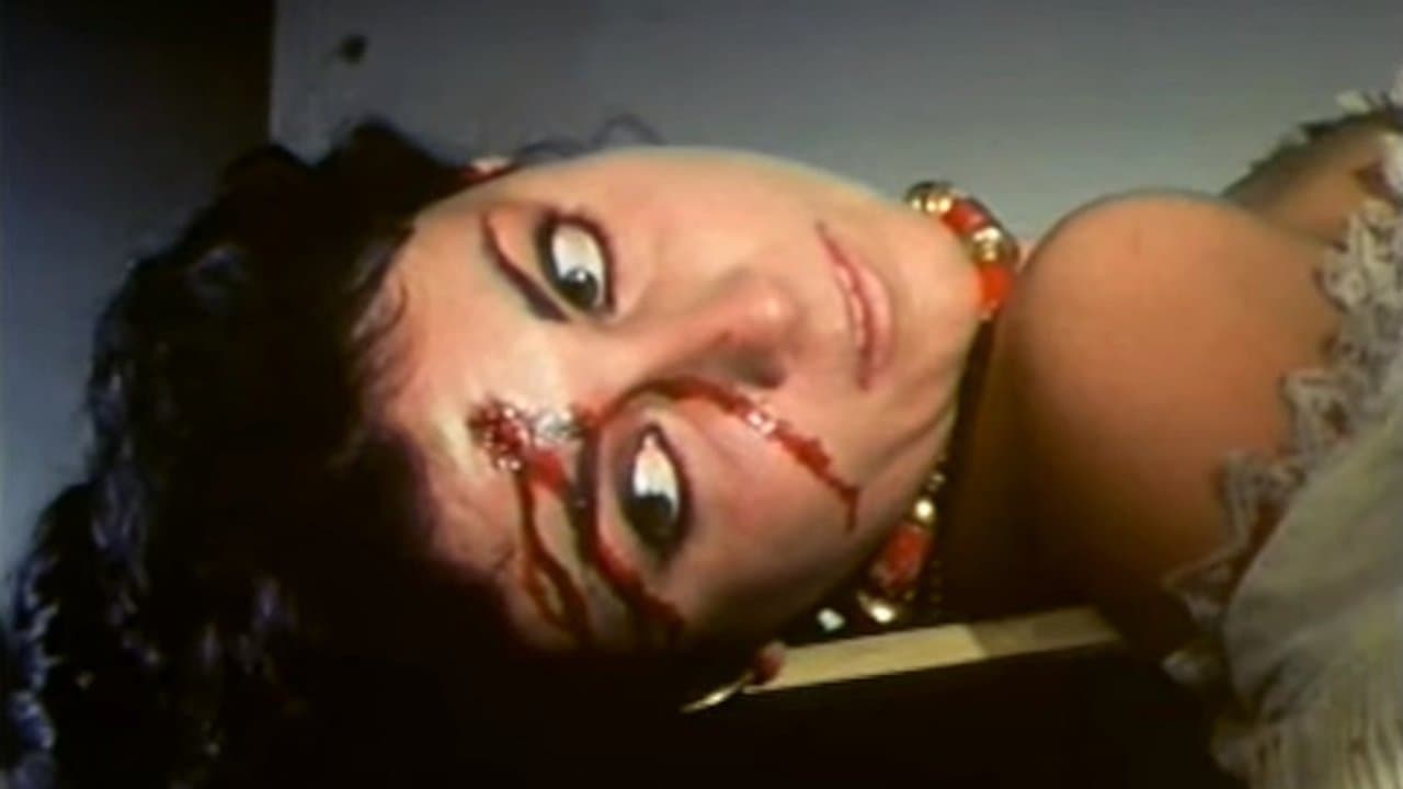 Delitto in via Teuladaの背景画像