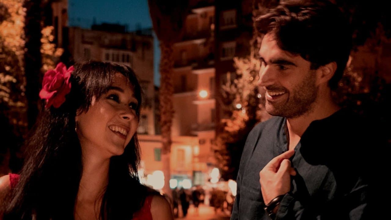 Ed è subito commediaの背景画像