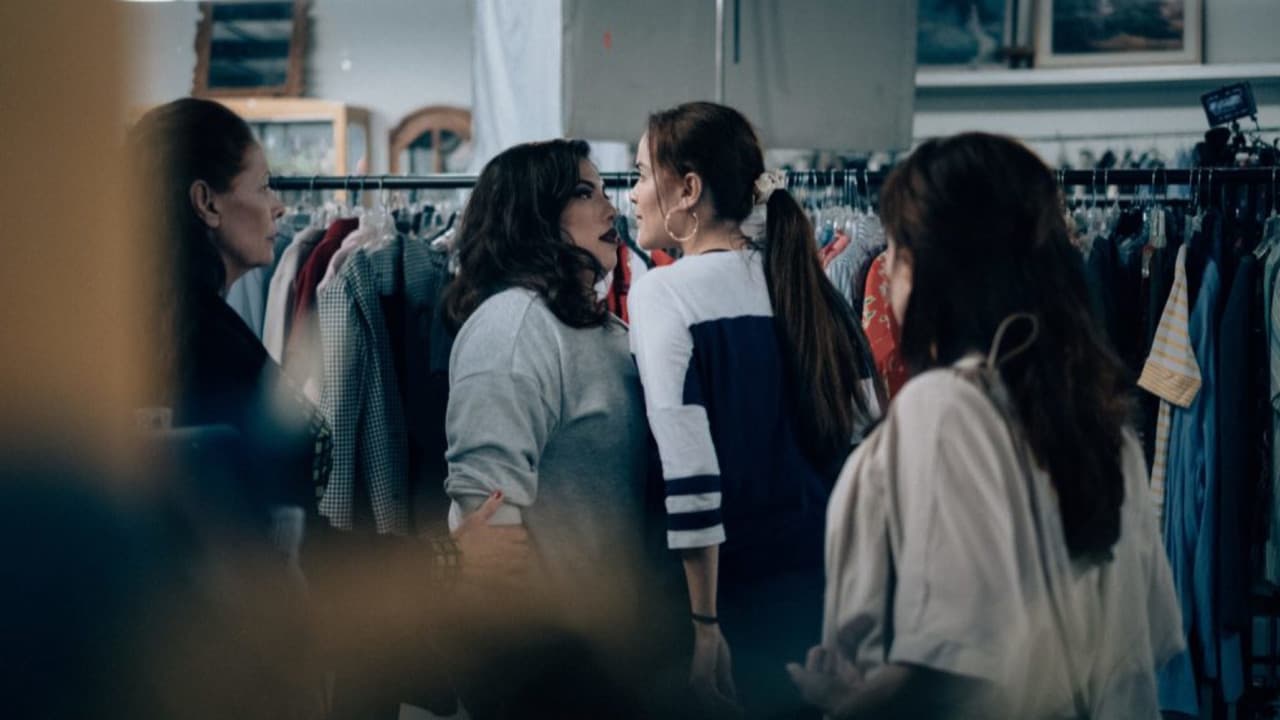 What Bitch?の背景画像