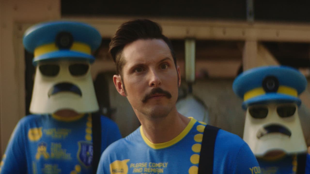 Clone Copsの背景画像