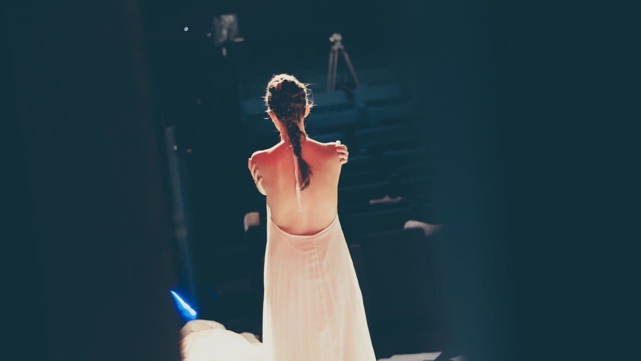 Lady Offの背景画像