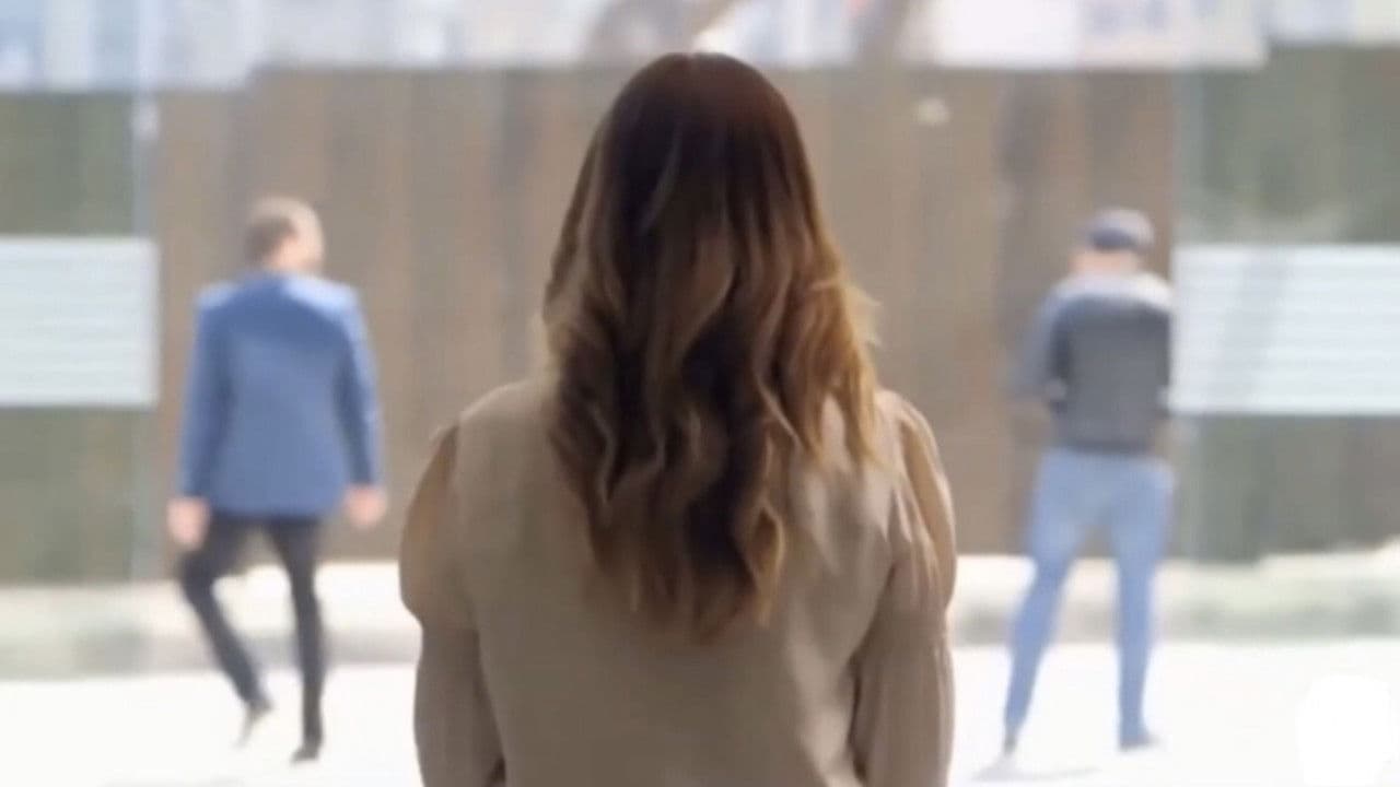 لآخر نفسの背景画像