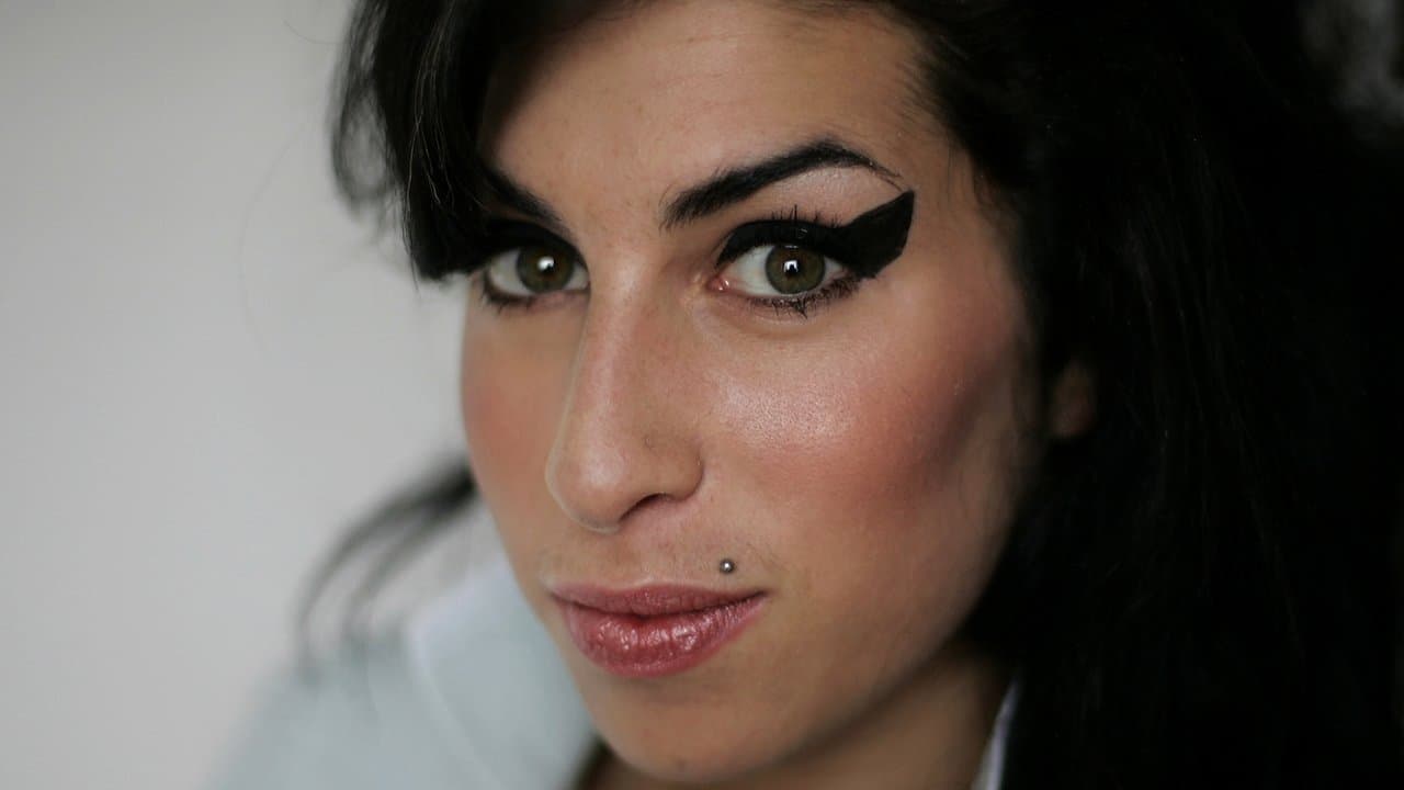 The Last 24 Hours: Amy Winehouseの背景画像