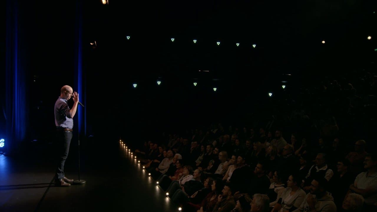 Tom Gleeson: Joyの背景画像