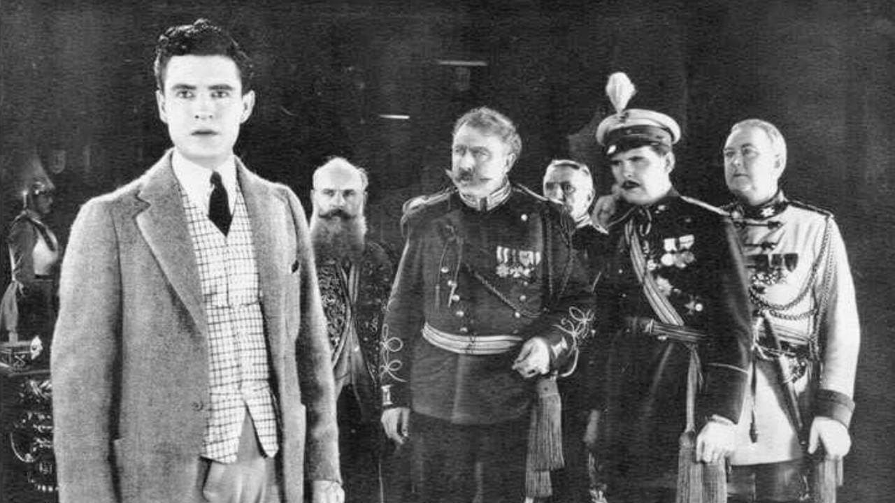 Truxton Kingの背景画像