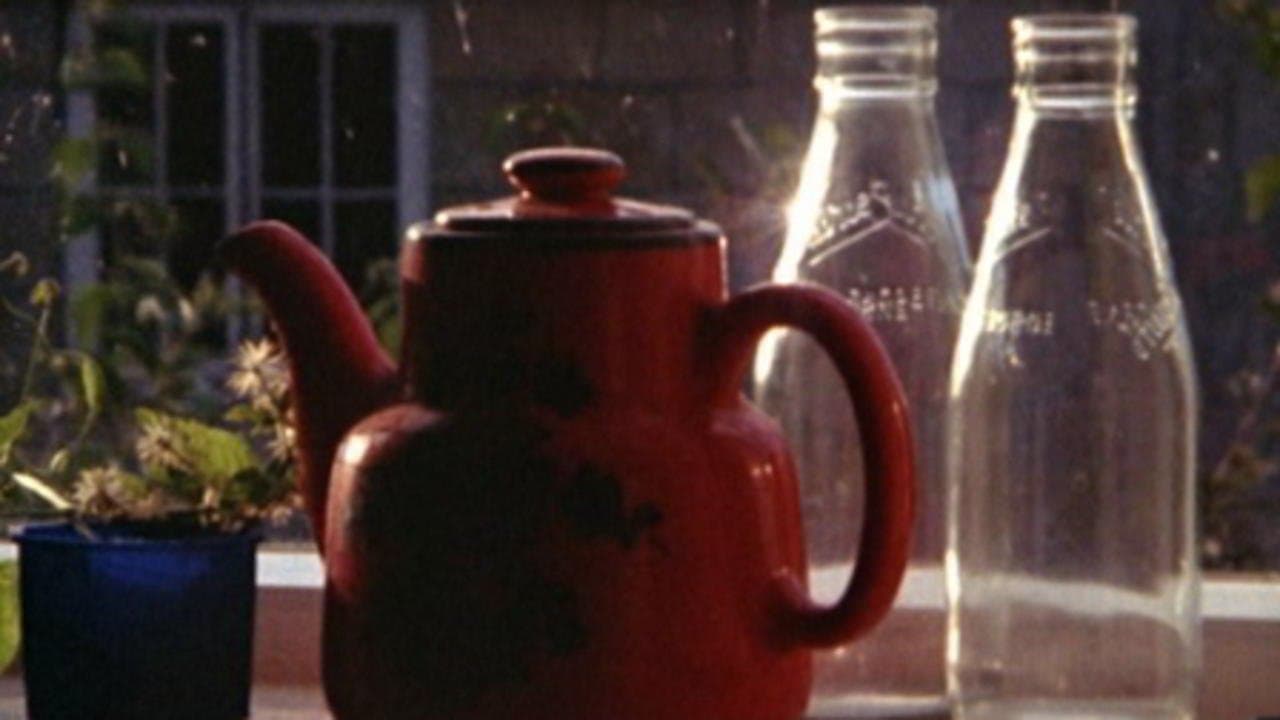 H Is for Houseの背景画像