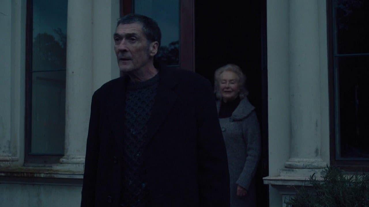 Don't Leave Homeの背景画像