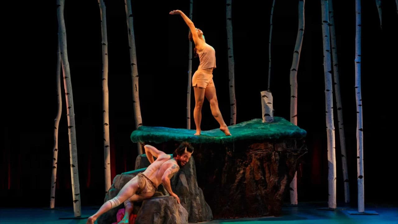 Enter the Faunの背景画像