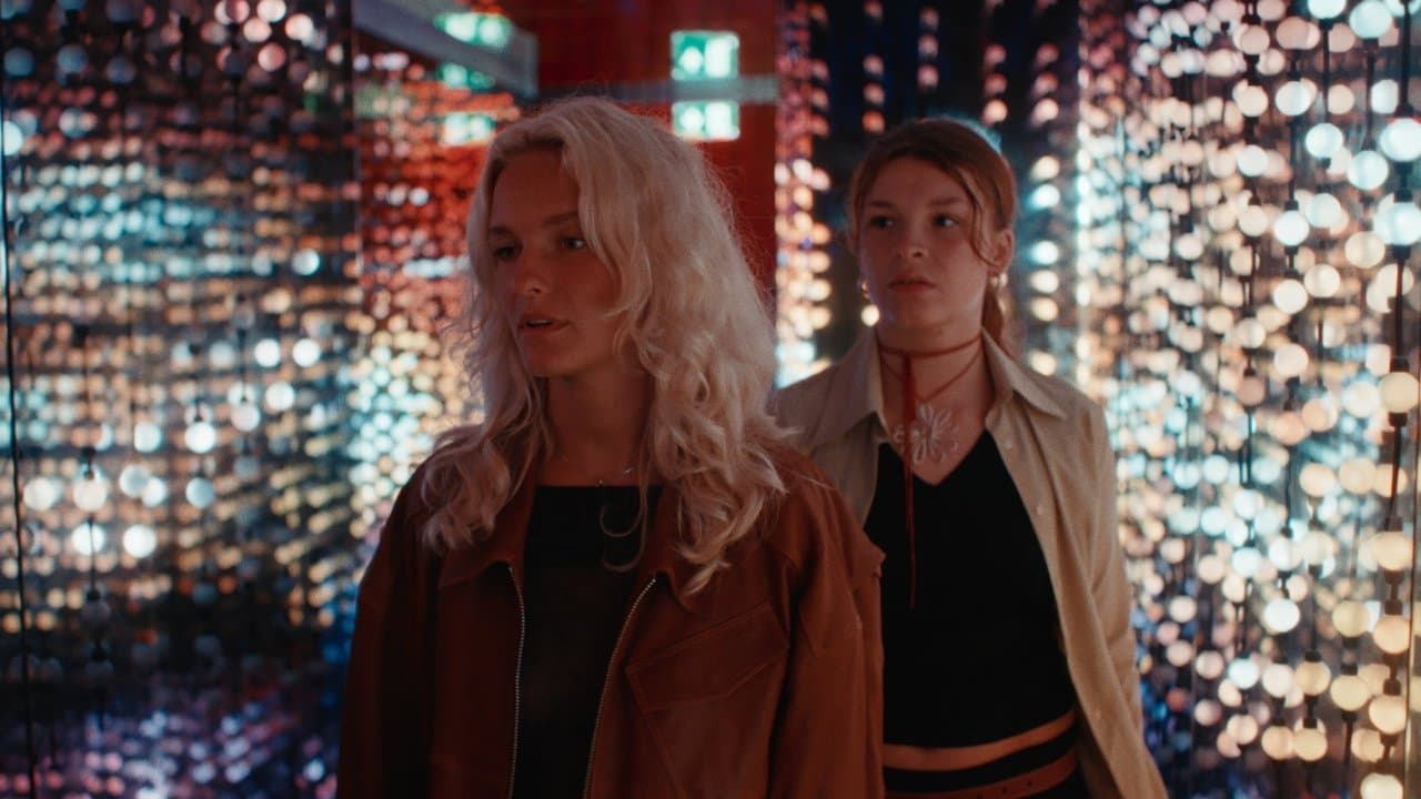 Kontraの背景画像