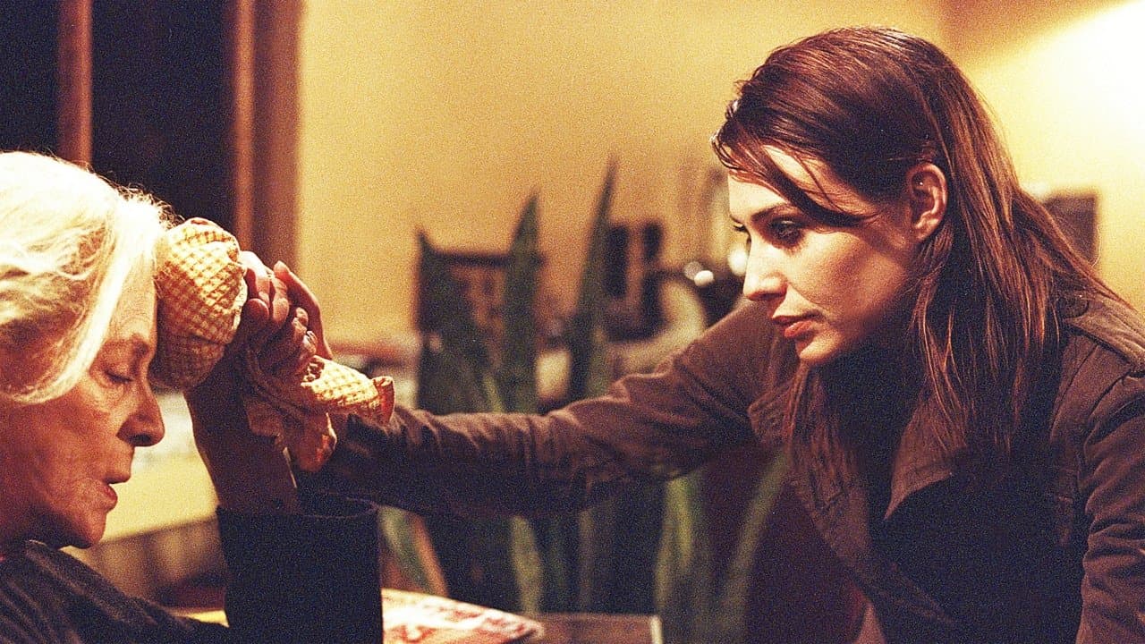 The Limitの背景画像