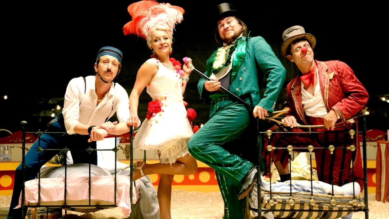 Cirkusliv i savsmuldの背景画像