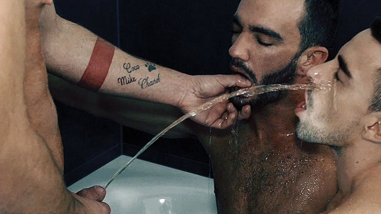 Raw Pissの背景画像