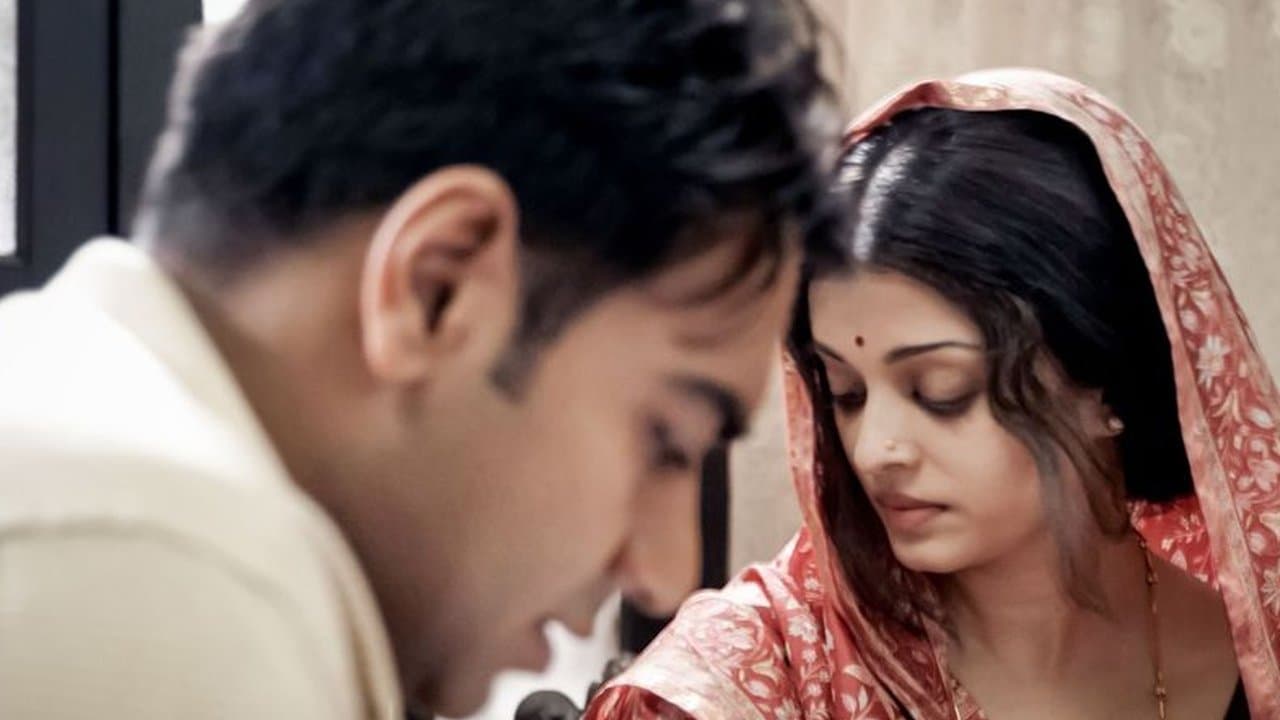 Raincoatの背景画像