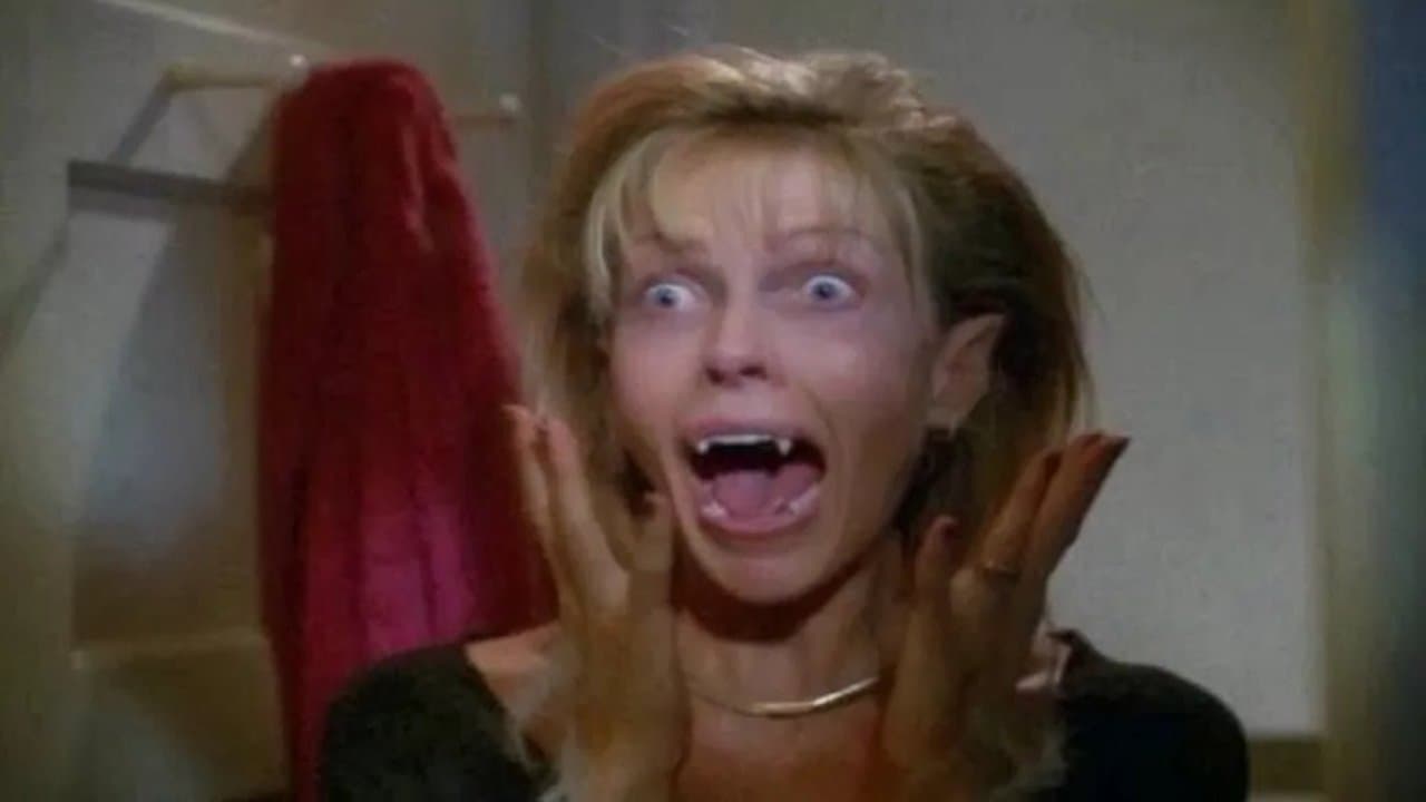 My Mom's a Werewolfの背景画像