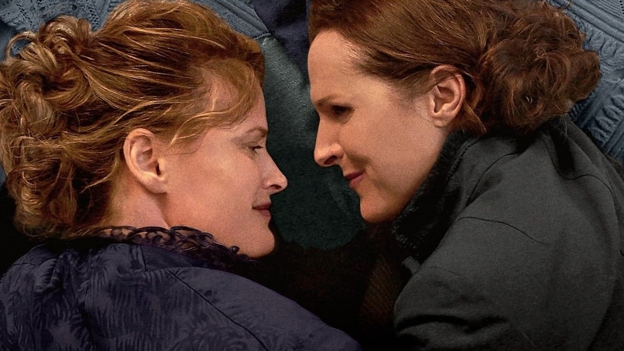 Wild Nights with Emilyの背景画像