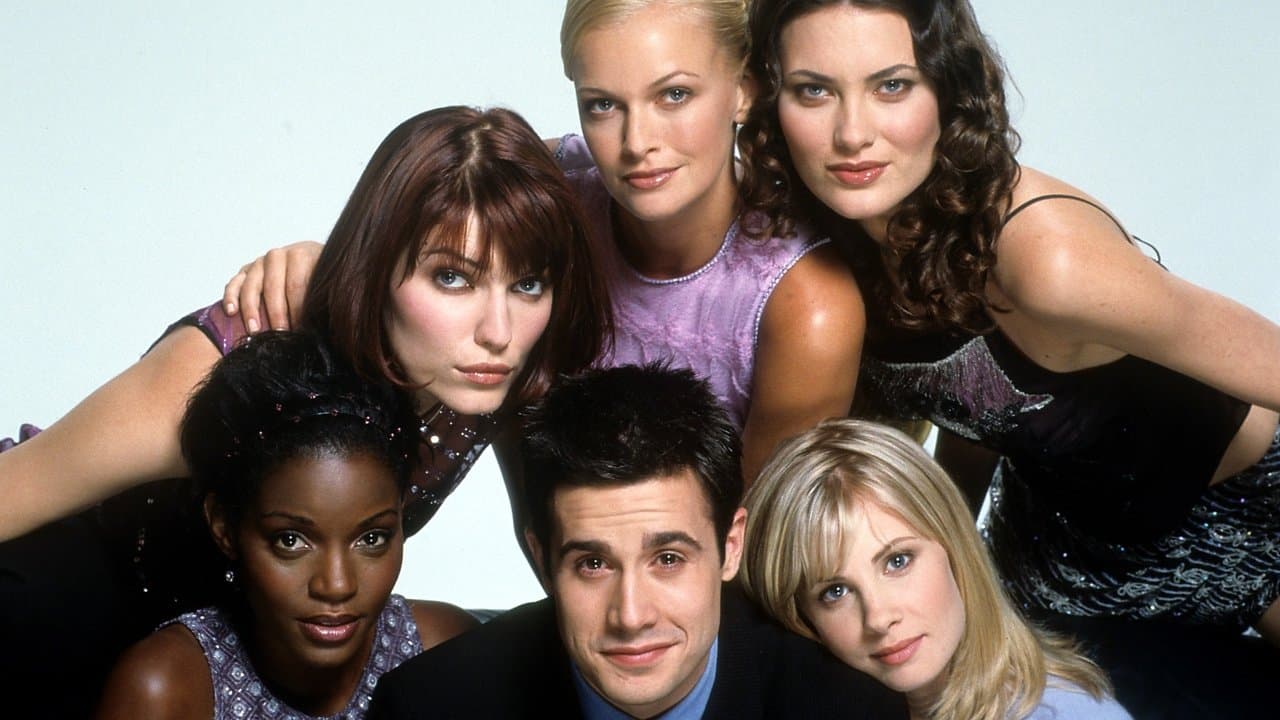 Head Over Heelsの背景画像