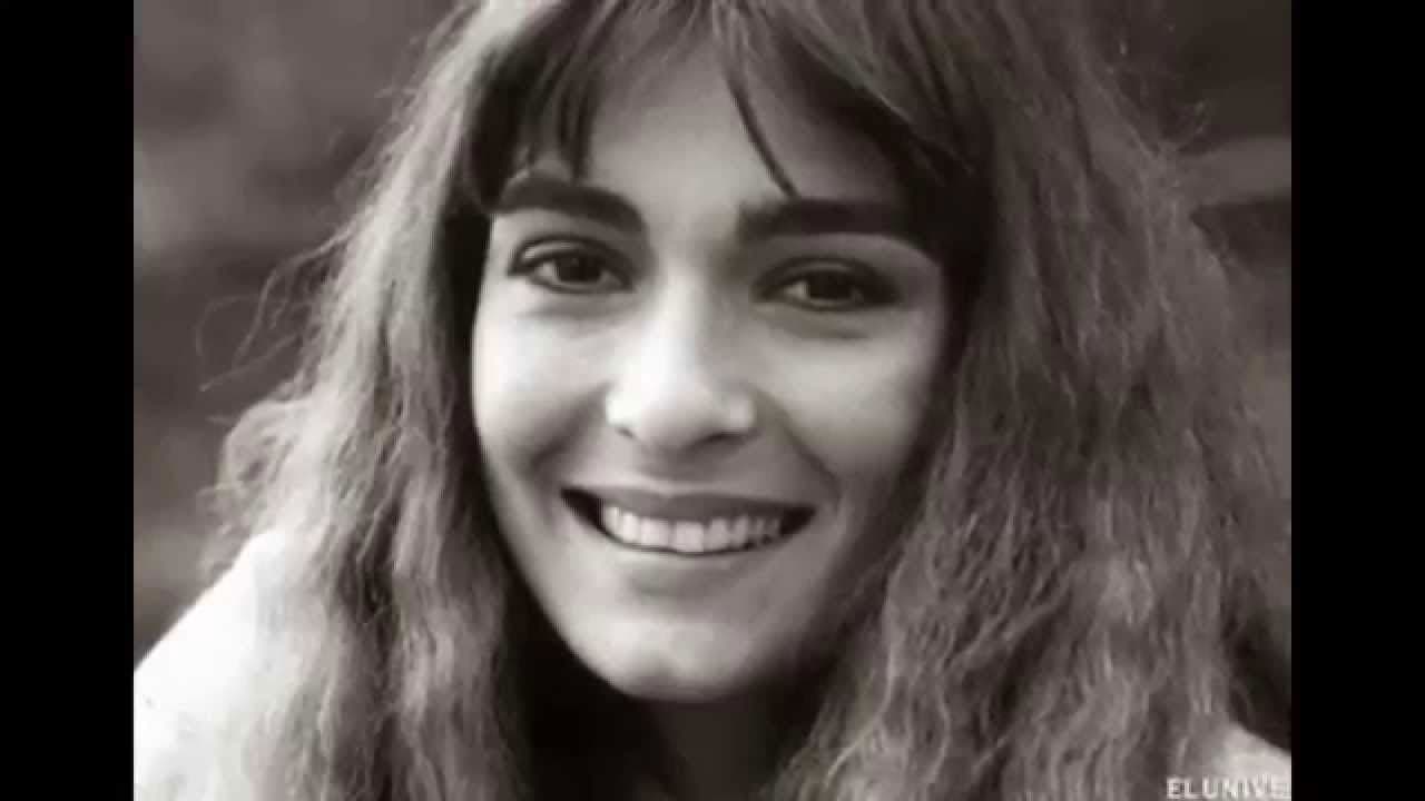 Ligia Elenaの背景画像