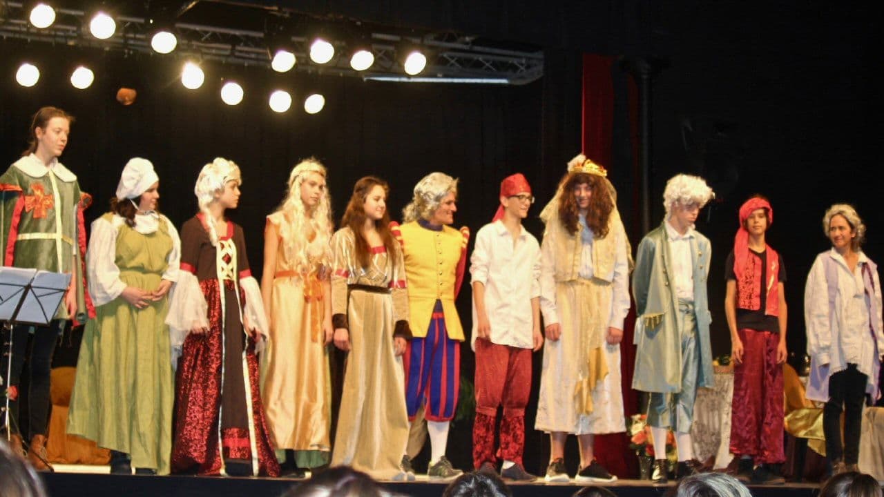 Le Bourgeois gentilhommeの背景画像