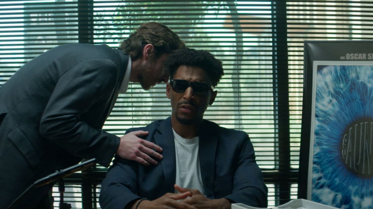 When You're Goneの背景画像