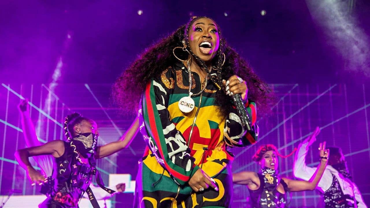 Female American Rap Starsの背景画像