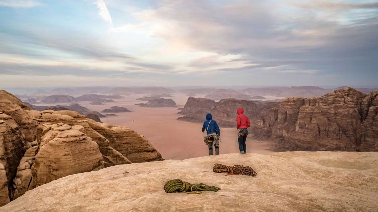 The Valley of the Moonの背景画像