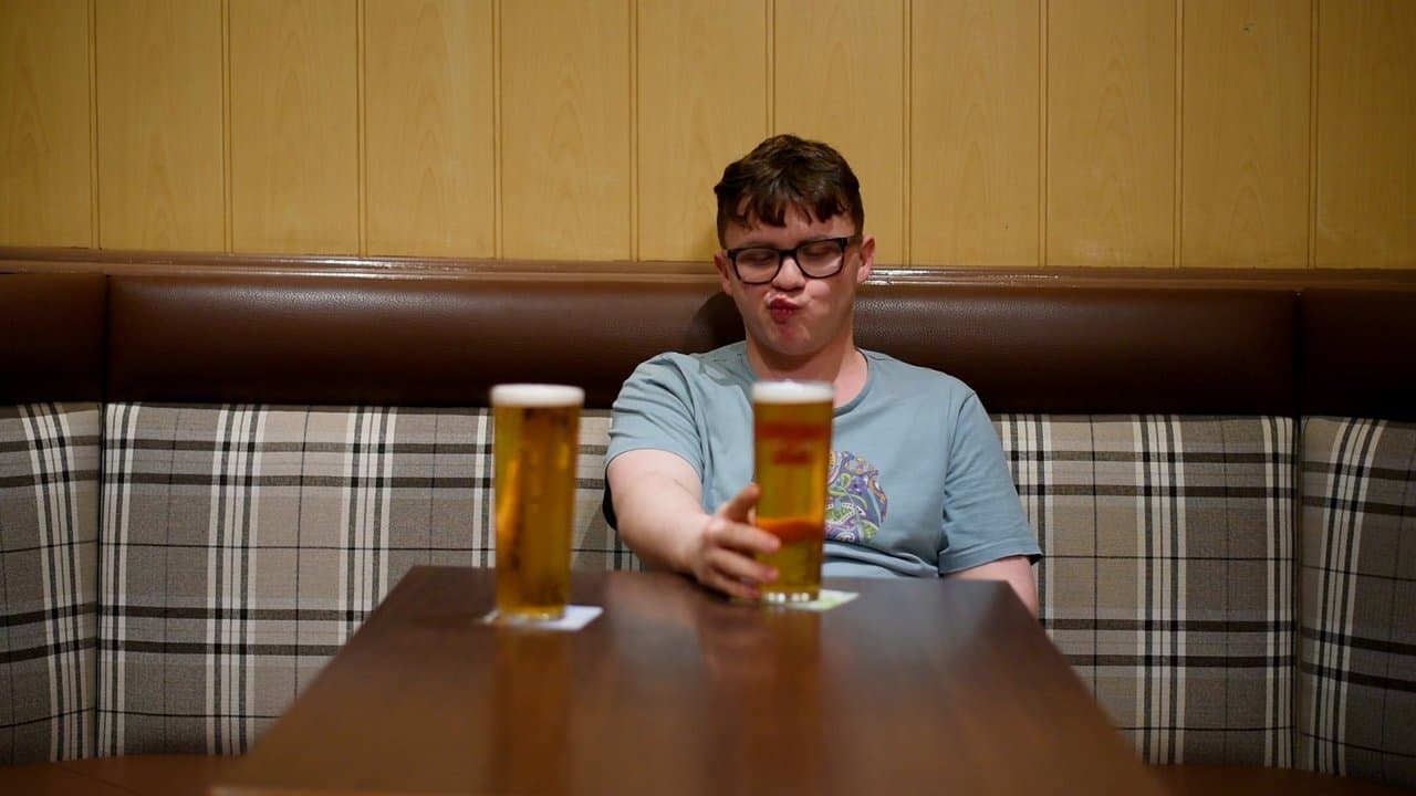 A Drink Between a Father and his Sonの背景画像