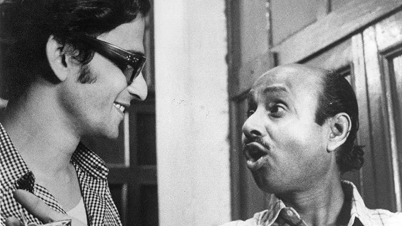 জনঅরণ্যの背景画像